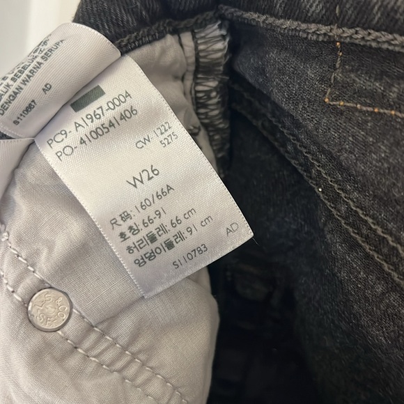 Levi’s Ribcage Cropped Bootcut Jeans - Picture 6 of 6